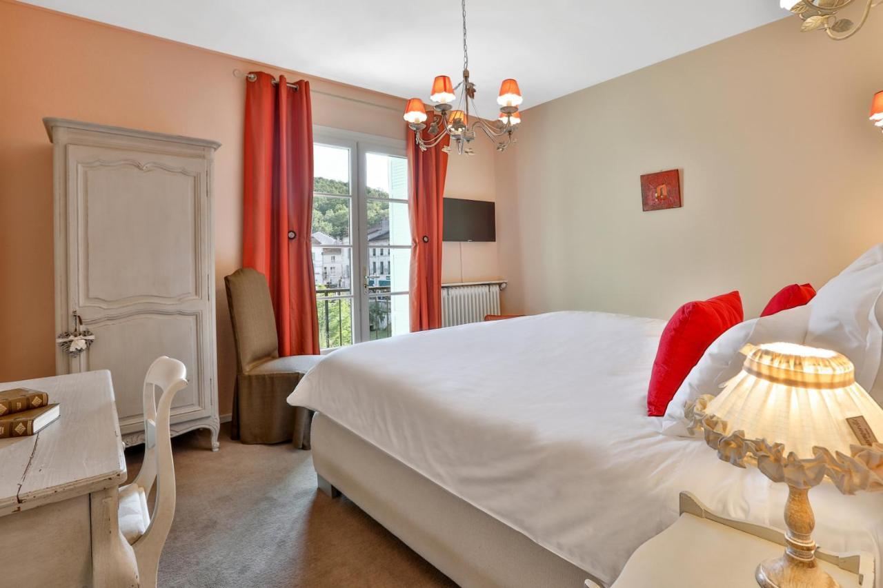 Hotel Restaurant Charbonnel Brantome Bagian luar foto