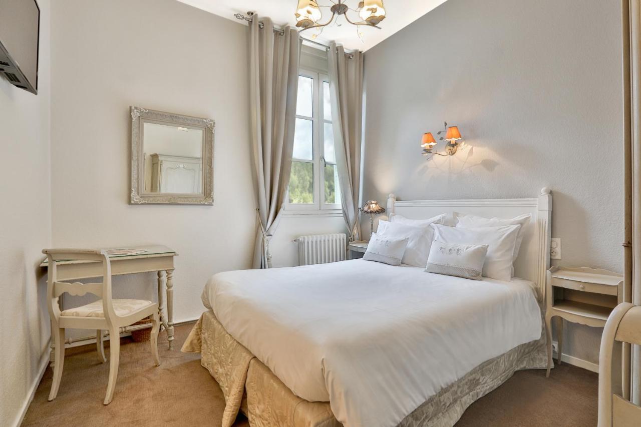 Hotel Restaurant Charbonnel Brantome Bagian luar foto