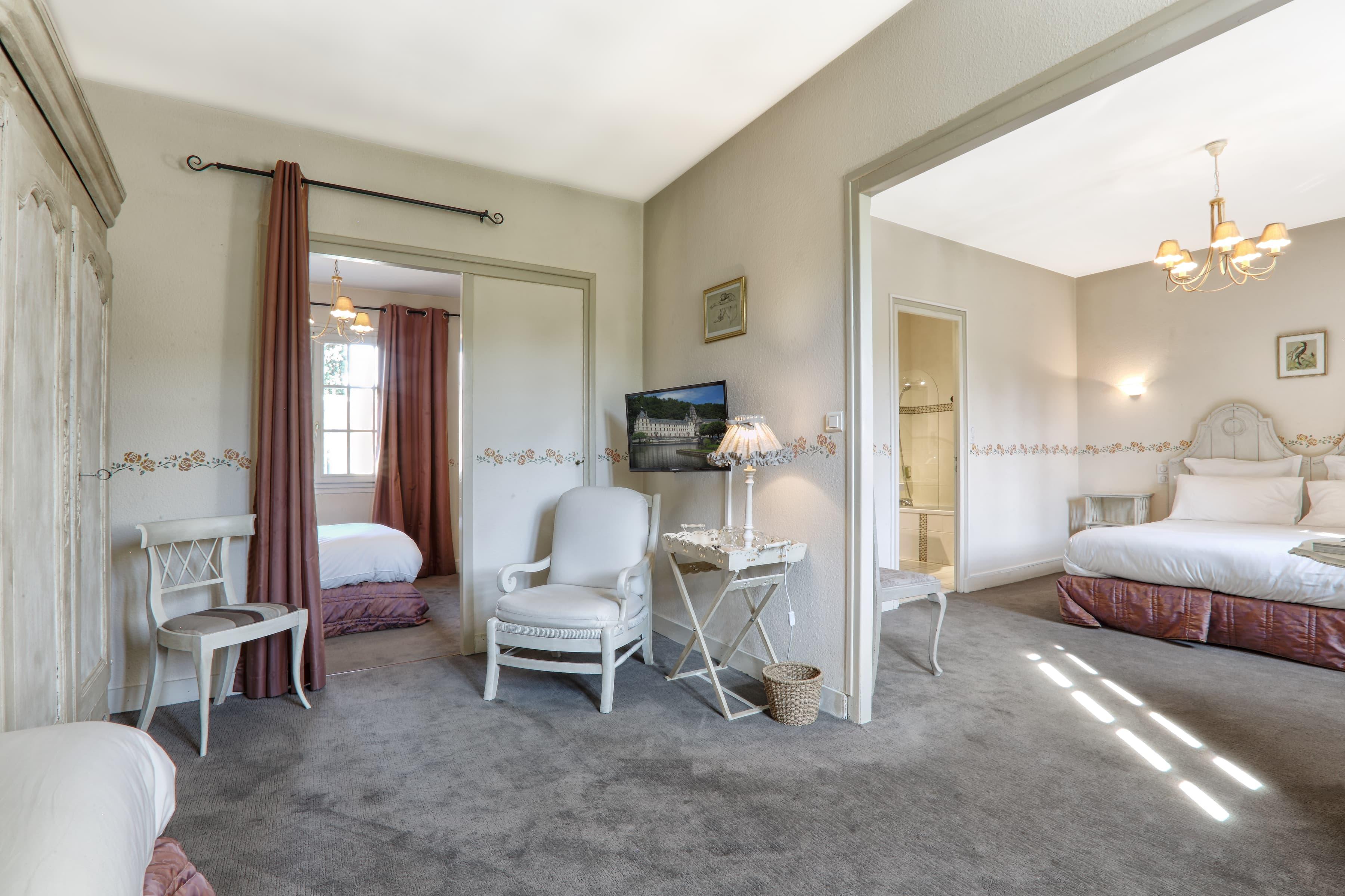 Hotel Restaurant Charbonnel Brantome Bagian luar foto