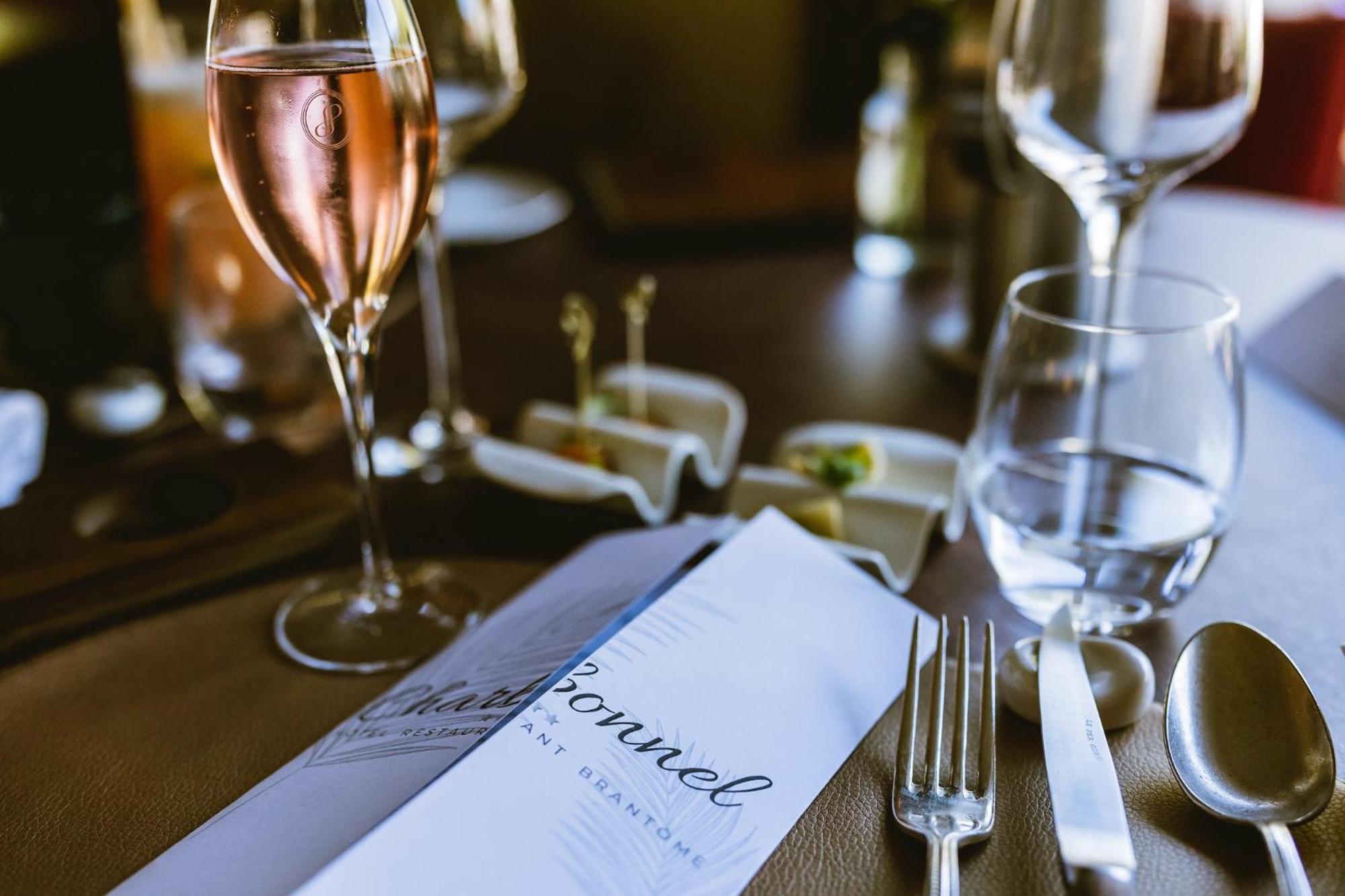 Hotel Restaurant Charbonnel Brantome Bagian luar foto
