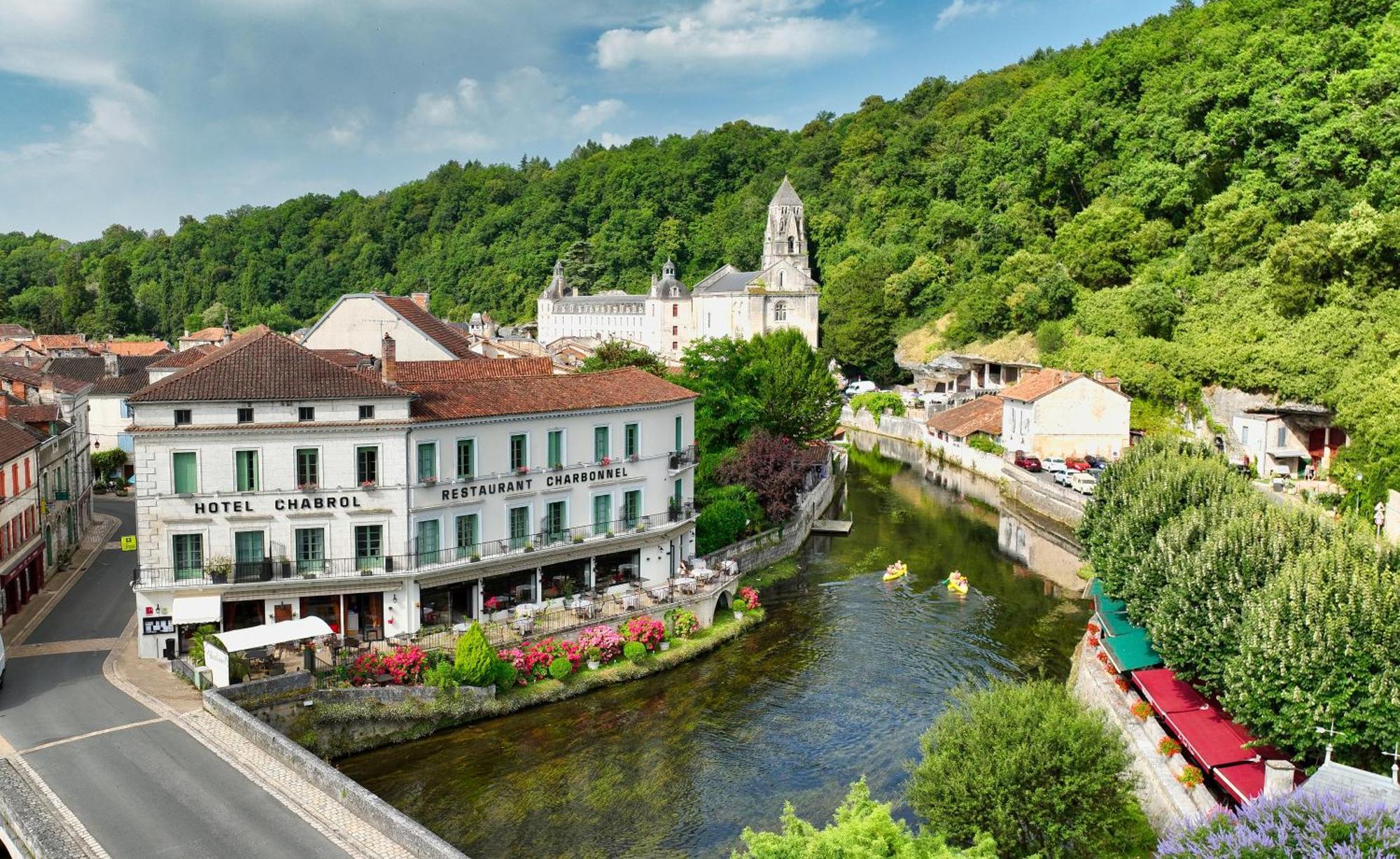 Hotel Restaurant Charbonnel Brantome Bagian luar foto