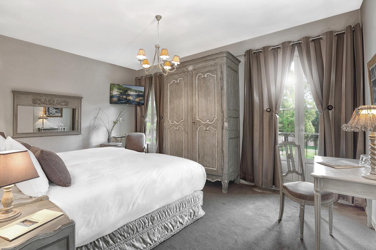 Hotel Restaurant Charbonnel Brantome Bagian luar foto